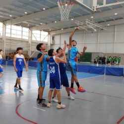 BASQUETBOL JUGANDO 2